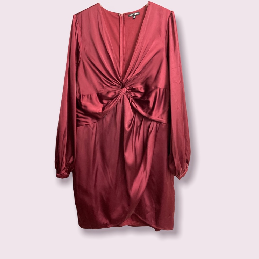 Fashion Nova Maroon Satin twisted front wrap dress 1x